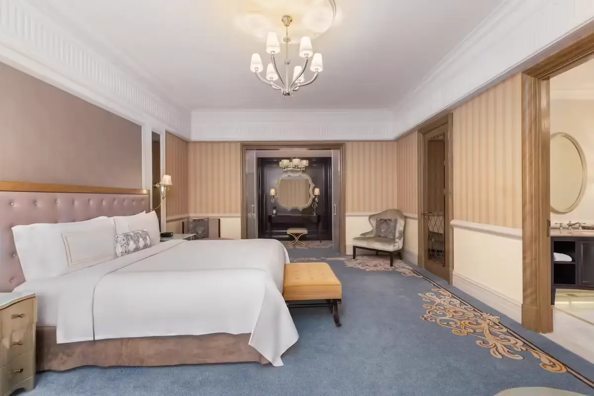 King Duchess Suite