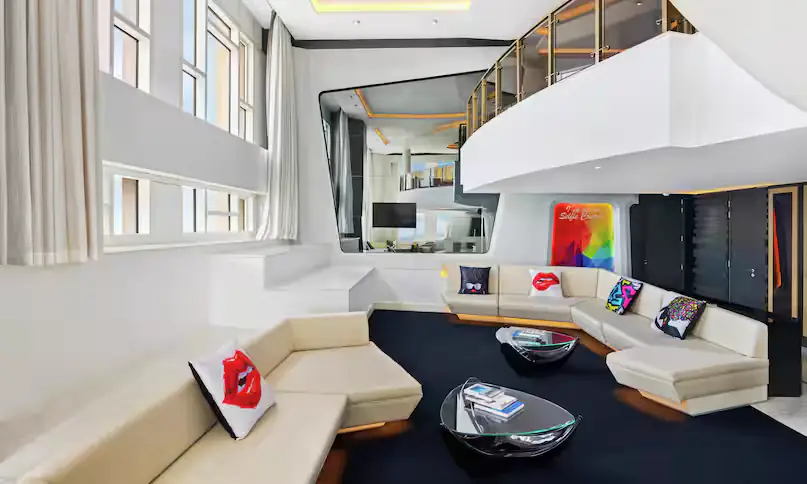 Sky Villa